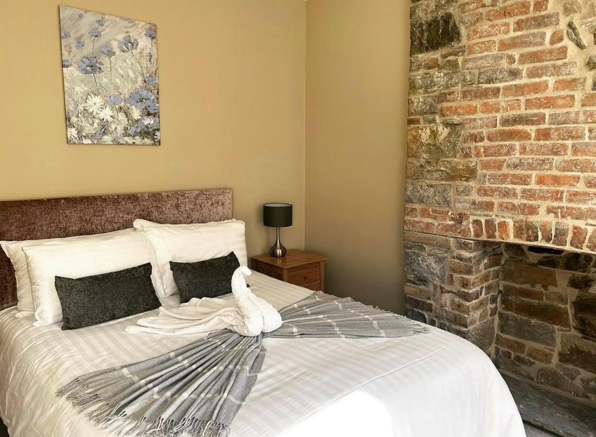 Tredegar Arms Hotel Екстериор снимка