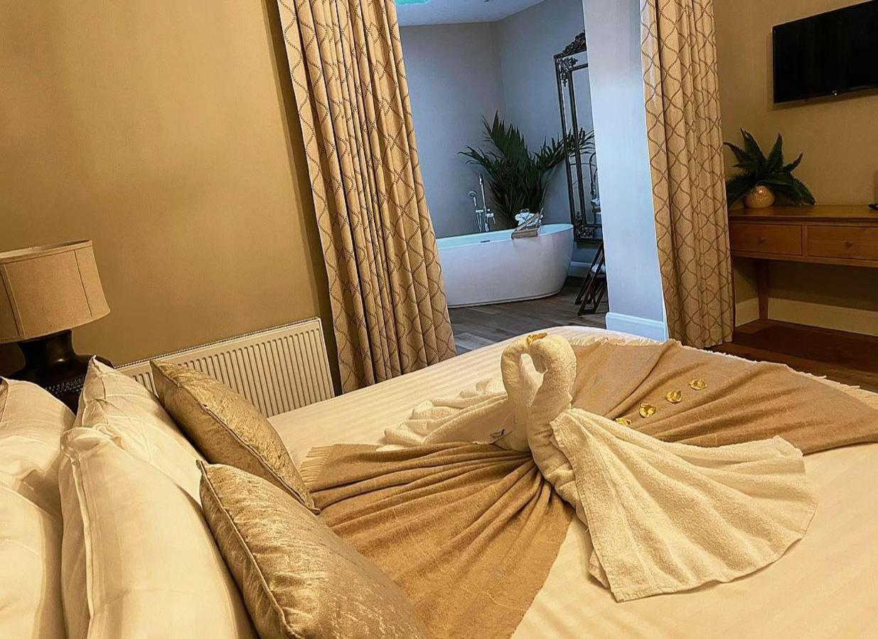 Tredegar Arms Hotel Екстериор снимка