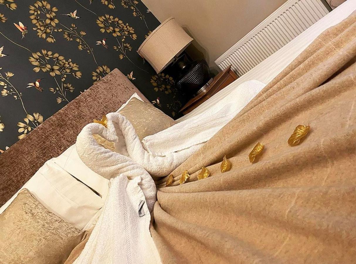 Tredegar Arms Hotel Екстериор снимка