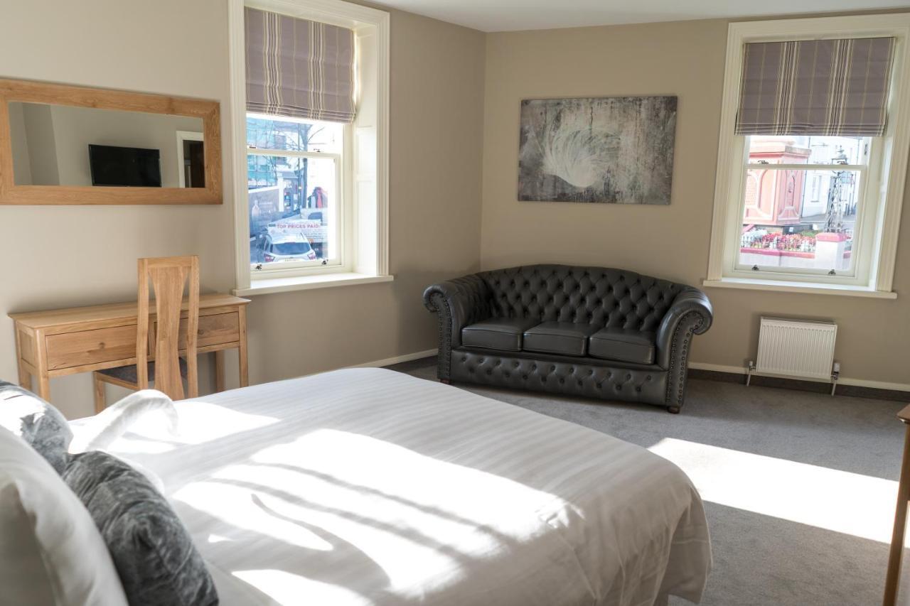Tredegar Arms Hotel Екстериор снимка